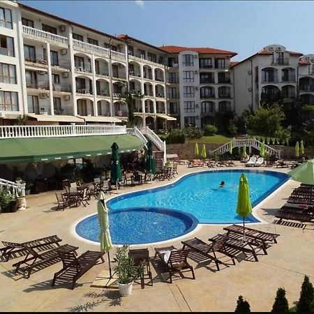Triumph Holiday Village Sveti Vlas Exterior photo