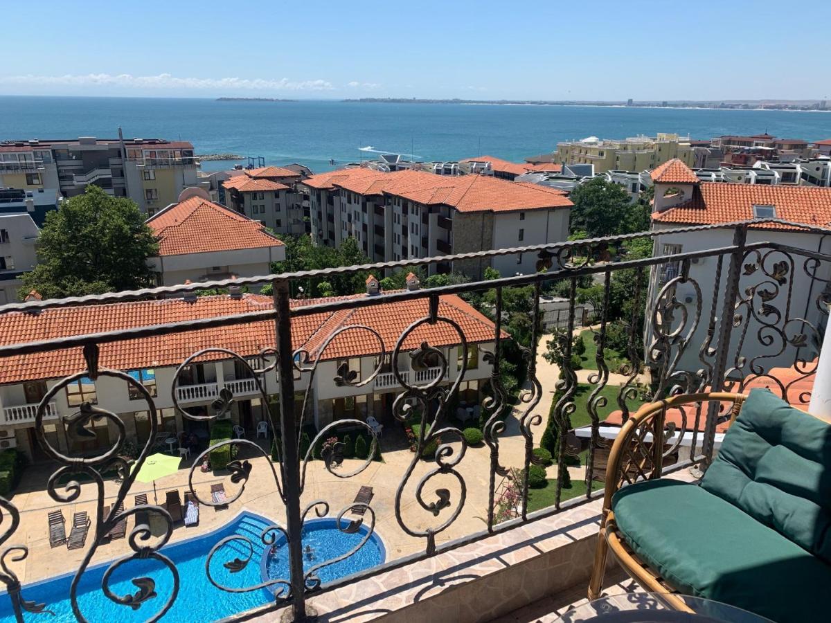 Triumph Holiday Village Sveti Vlas Exterior photo